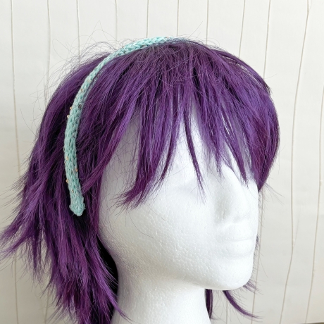 Schmaler Haarreifen Mint Grün mit Pailletten Bezug handgestrickt