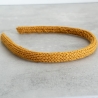 Schmaler Haarreifen Senf Goldgelb Bezug handgestrickt