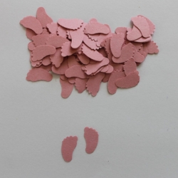 100 Paar Füße aus Papier