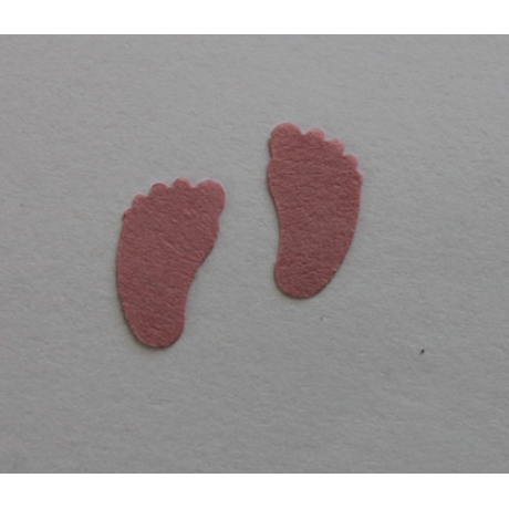 100 Paar Füße aus Papier