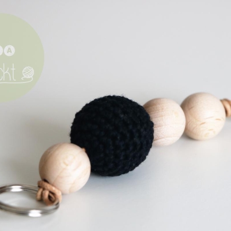 Schlüsselanhänger  ✭  schwarz