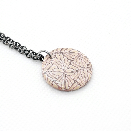 Kette mit Anhänger aus Polymer Clay (Fimo) „beige“