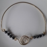 Messing- Collier im keltischen Stil, Achatperlen, Spirale, Reif