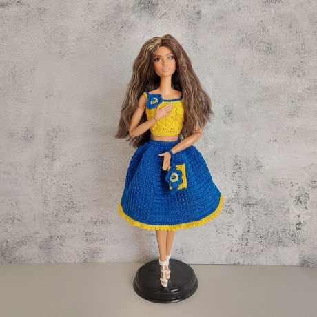 Handgehäkeltes Outfit für 1:6 Modepuppen (Barbie, Steffi)