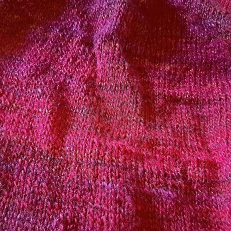 handgestrickter Dreiecks-Schal