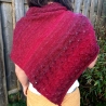 handgestrickter Dreiecks-Schal