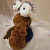 Schnecke mit Armen, ca. 32 cm hoch und 25 cm lang,  Amigurumi