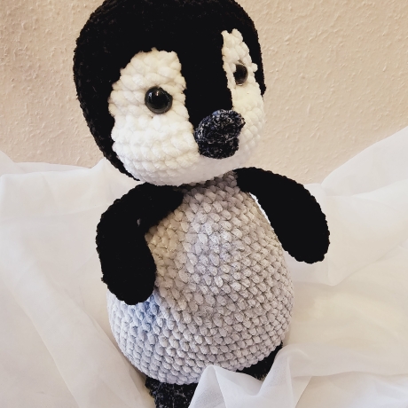 Cool, cooler, Pinguin, ca. 31 cm, Unikat,  Amigurumi,  gehäkelt 
