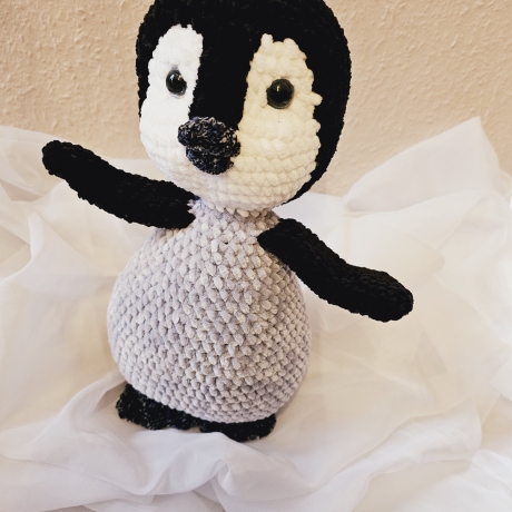 Cool, cooler, Pinguin, ca. 31 cm, Unikat,  Amigurumi,  gehäkelt 