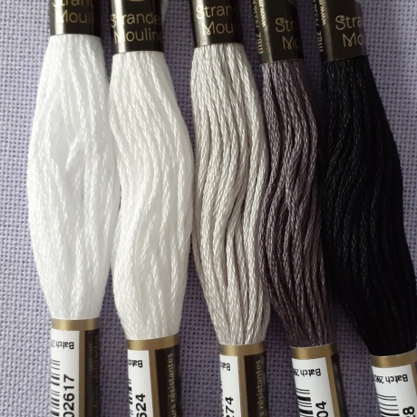 Anchor Sticktwist weiß/grau/schwarz 5 Stränge Set