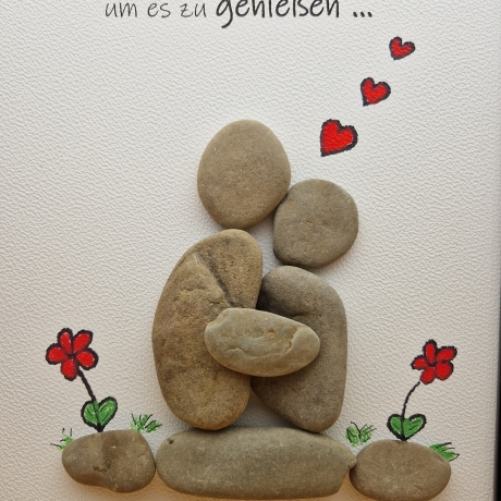 Handgefertigtes Steinbild als Valentinstagsgeschenk für Verliebte