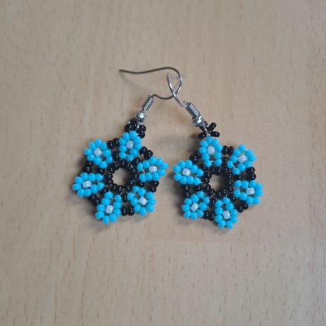 Ohrringe aus Perlen, Huichol,blau/schw/weiß, Handarbeit