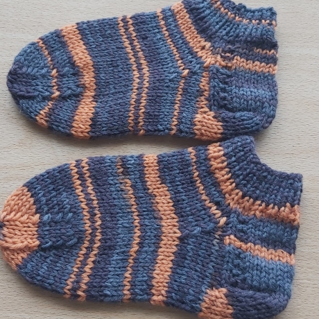 Socken Handgestrickt für Kinder Gr. 30/31 Sneaker 6-fach Wolle