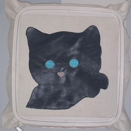 Stickdatei Applikation Britisch Kurzhaar Katze Ellie