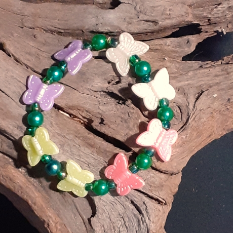 Kinder-Armband Schmetterlinge grün Kinder-Schmuck elastisch Perle