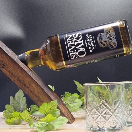 Wein - Wiskey- Schnapsflaschen  Freistehend