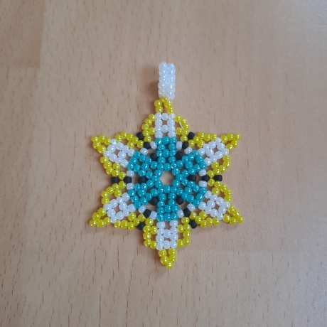Huichol Kettenanhänger aus Perlen,blau/weiß/gelb,Handarbeit
