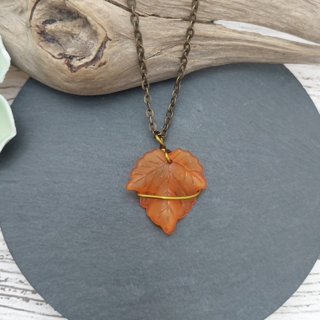Herbstliche Blatt Kette