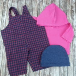 Hoodie Latzhose Mütze Puppenkleidungpassend für Puppen 43 cm Neu