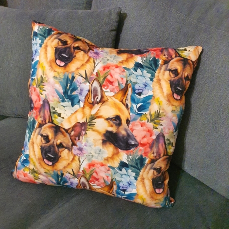 Handgefertigtes Designer Kissen Blütenhund