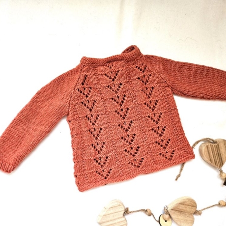 Strickjacke Baby Tomatenrot und der Größe 68/74