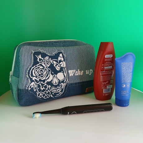 Upcycling Jeans Kulturtasche groß mit Motiv
