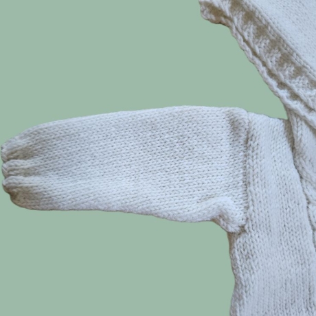 Strickjacke Baby Wollweiß in der Größe 80/86