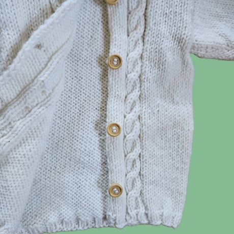 Strickjacke Baby Wollweiß in der Größe 80/86
