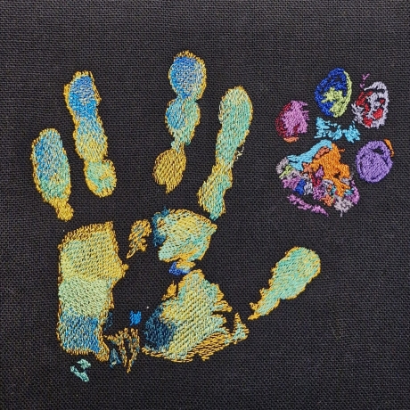 kunterbunte linke Hand mit Pfote - Teilstick - 18.29x16.62 cm