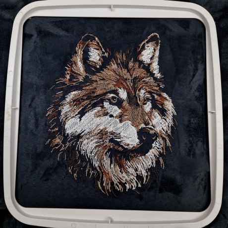 NEU AUFWENDIGE Stickdatei Wolf Varg  LunaChild