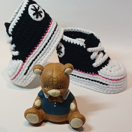 Baby-Schuhe, 0-3 Monate, Fußlänge EU 15 bis 8.5 cm schwarz/weiß