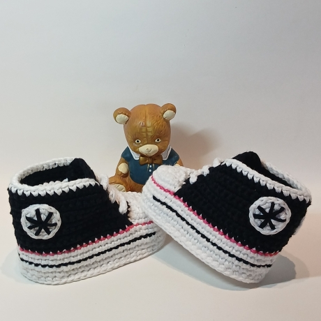 Baby-Schuhe, 0-3 Monate, Fußlänge EU 15 bis 8.5 cm schwarz/weiß