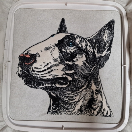 NEU Stickdatei Applikation Bullterrier Chiquita