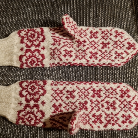 Fäustlinge/Handschuhe