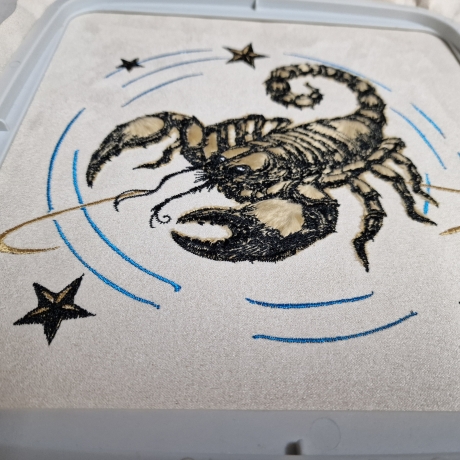 Neu Applikation Stickdatei Sternzeichen Skorpion Lunachild