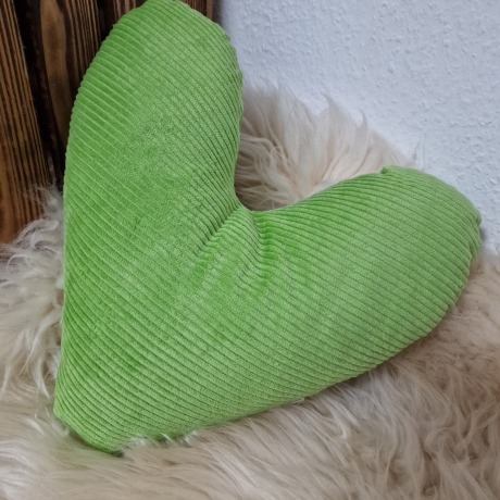 Herzkissen Brustherzkissen Lagerungskissen Cord grün W1513