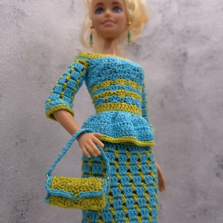 Handgehäkeltes Outfit für 1:6 Modepuppen (Barbie, Steffi)