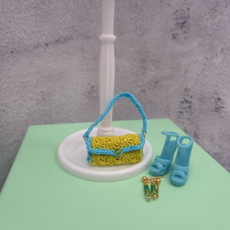 Handgehäkeltes Outfit für 1:6 Modepuppen (Barbie, Steffi)