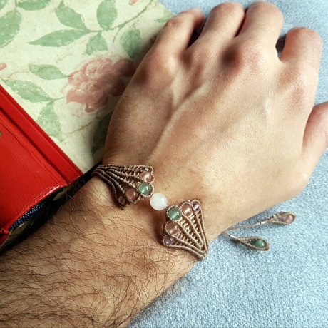 Makramee Armband mit Edelstein • Boho Jugendstil Schmuck