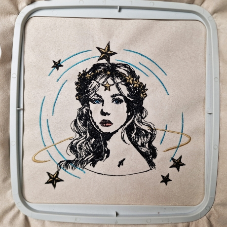 Neu Stickdatei Sternzeichen Jungfrau realistisch Lunachild