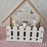 Handgemachtes Haus mit Garten