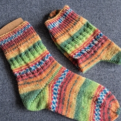 Socken  Gr. 36/37 handgestrickt bunt Socken  Gr. 36/37 handgestrickt bunt