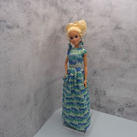 Buntes Puppenkleid und Zubehör für 1:6 Puppen (Barbie, Steffi)