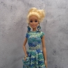 Buntes Puppenkleid und Zubehör für 1:6 Puppen (Barbie, Steffi)