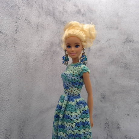 Buntes Puppenkleid und Zubehör für 1:6 Puppen (Barbie, Steffi)