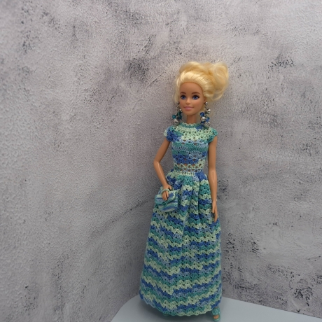 Buntes Puppenkleid und Zubehör für 1:6 Puppen (Barbie, Steffi)