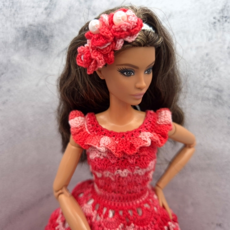 Rotes Puppenkleid und Zubehör für 1:6 Puppen (Barbie, Steffi)
