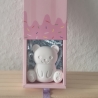 Geschenkbox zum Aufziehen mit verschiedenen Inhalten