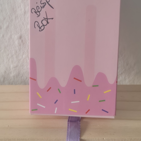 Geschenkbox zum Aufziehen mit verschiedenen Inhalten