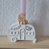 Camper mit Kerzenhalter